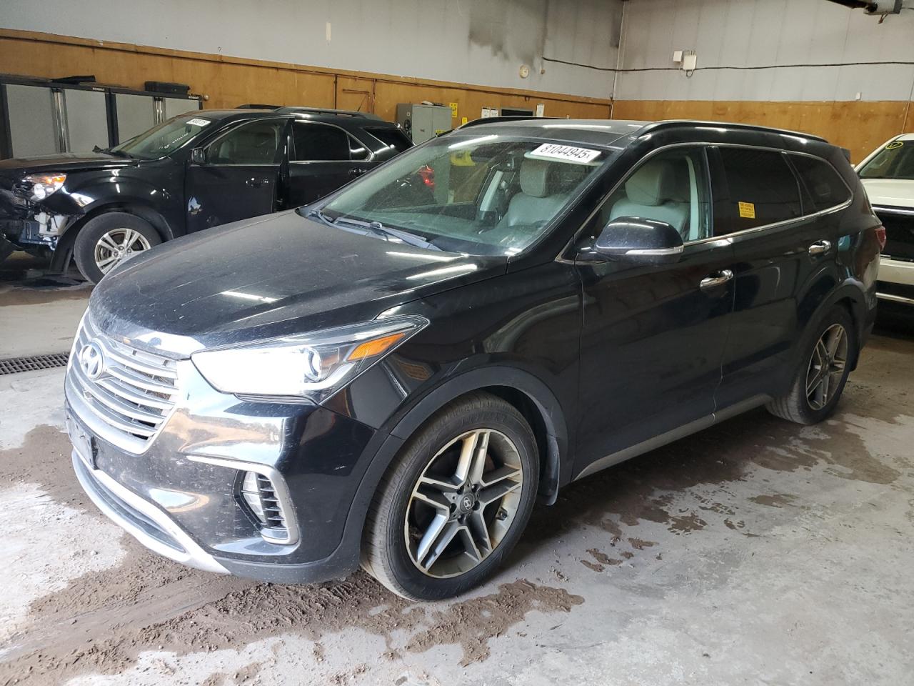  Salvage Hyundai SANTA FE