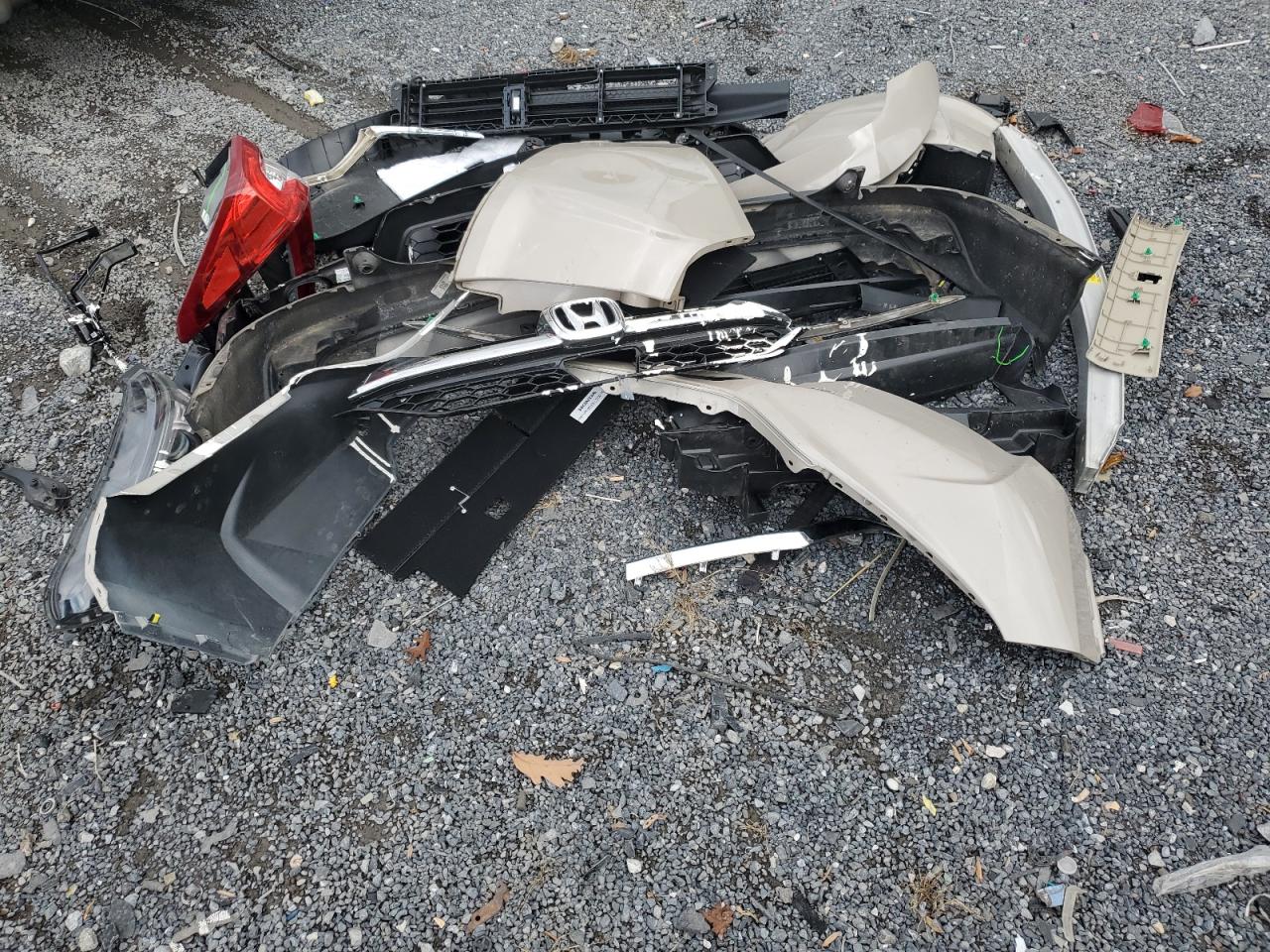 Lot #3301961434 2019 HONDA CR-V EX