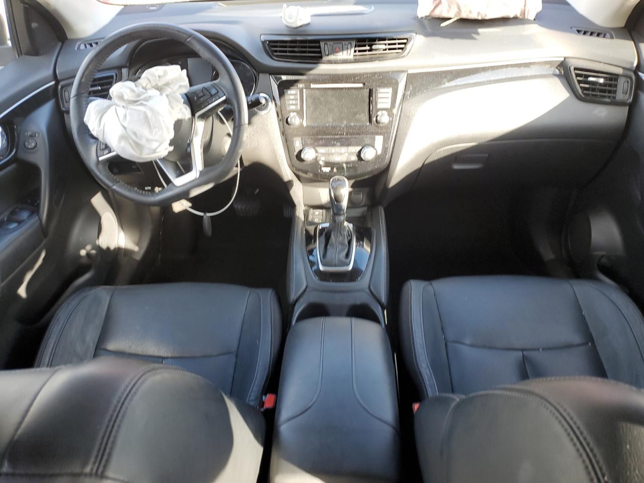 NISSAN ROGUE SPORT S