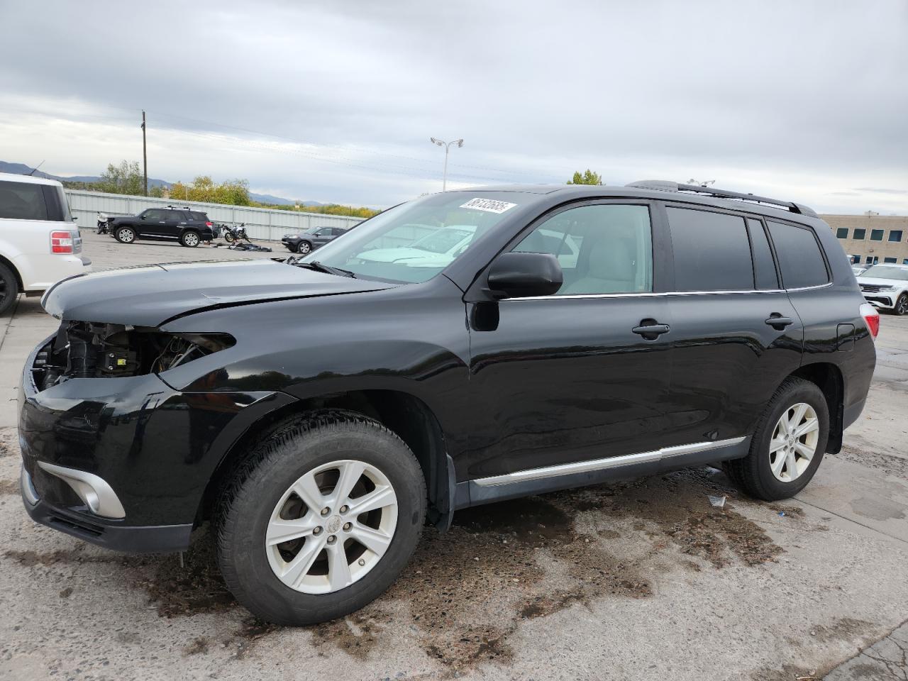 TOYOTA HIGHLANDER BASE