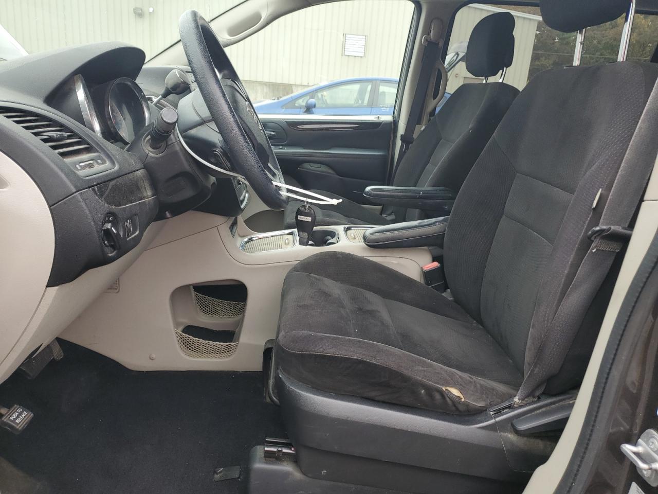 Lot #3317979906 2015 DODGE GRAND CARA