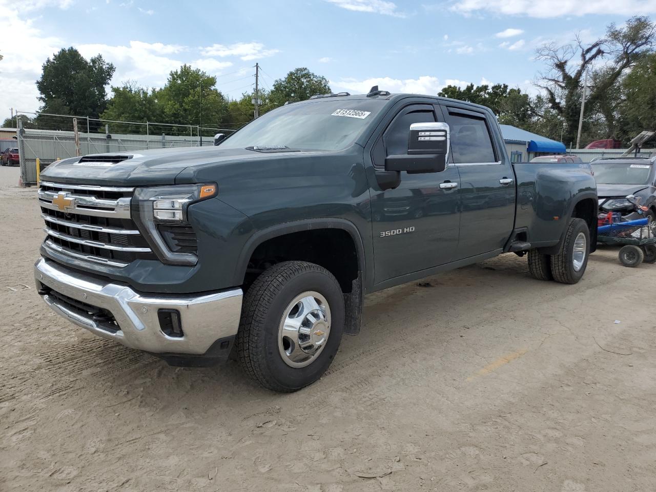 CHEVROLET SILVERADO K3500 LTZ
