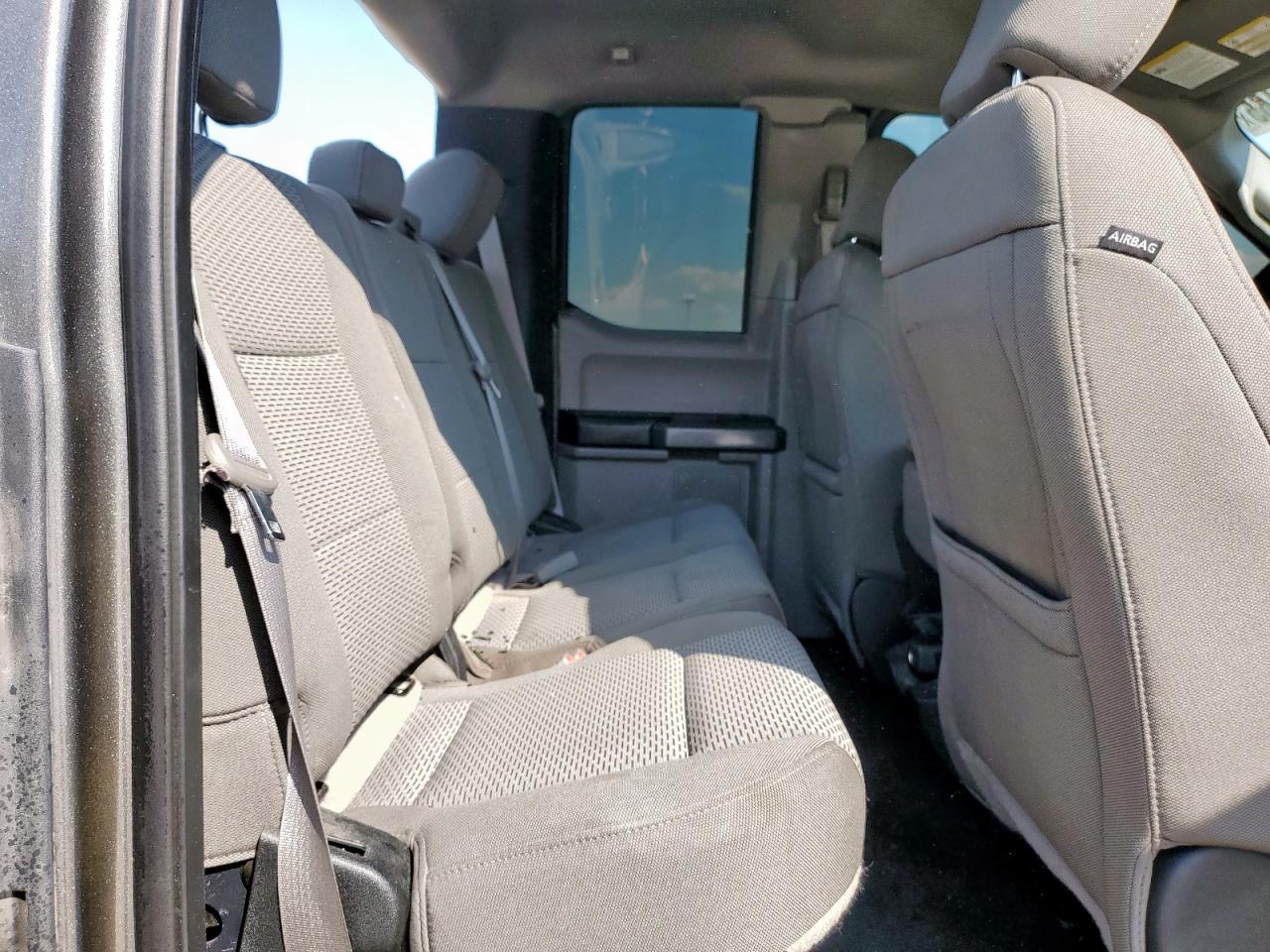 FORD F-150 SUPER CAB