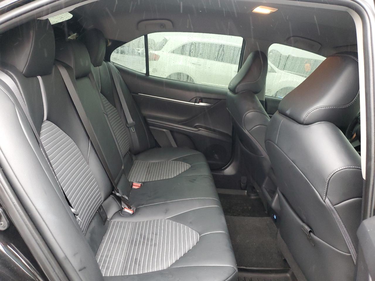 TOYOTA CAMRY SE NIGHT SHADE