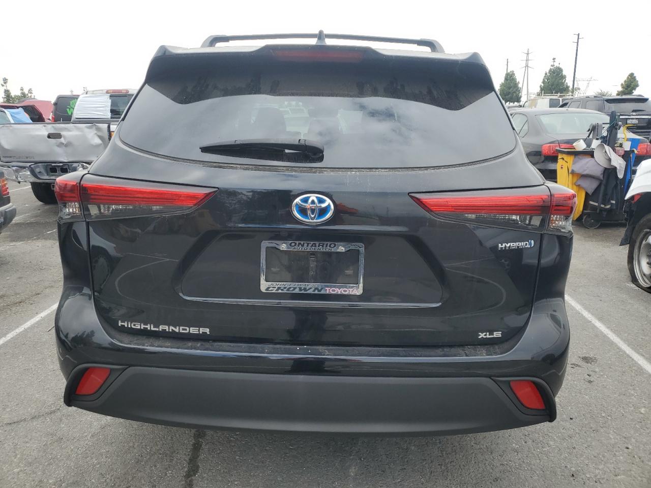 TOYOTA HIGHLANDER HYBRID XLE
