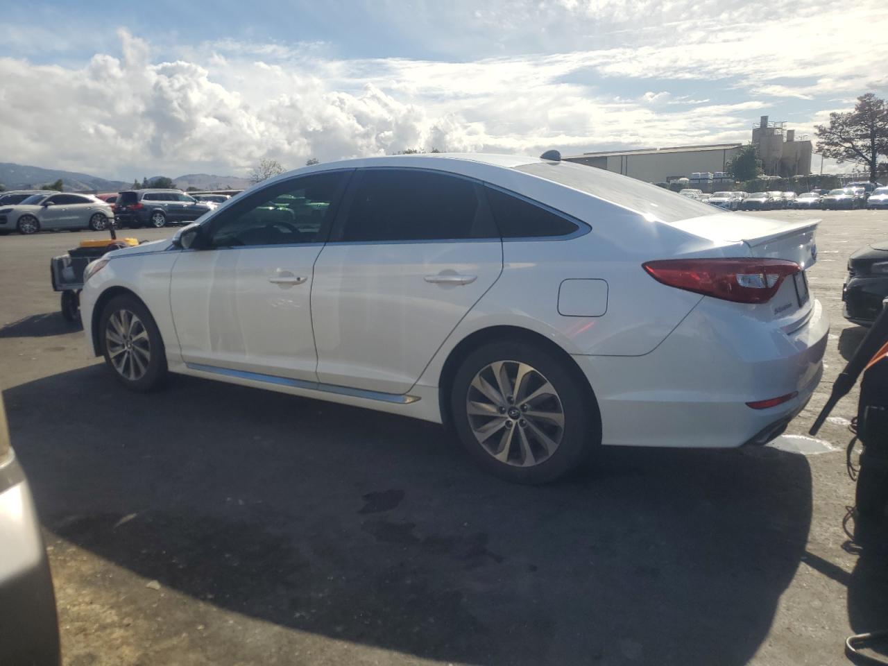 HYUNDAI SONATA SPORT