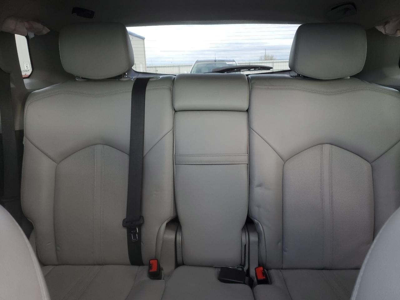 CADILLAC SRX LUXURY COLLECTION