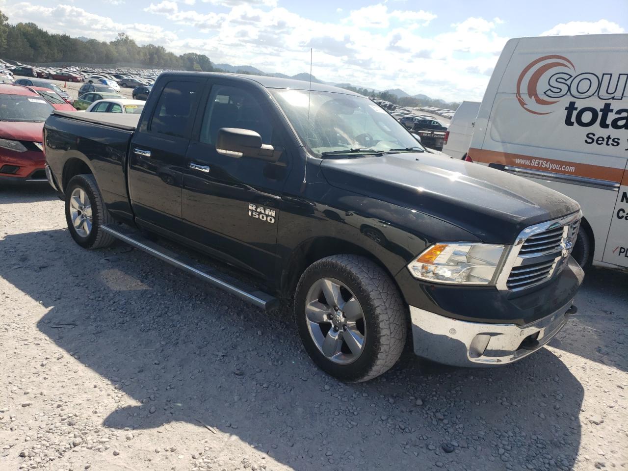 RAM 1500 SLT