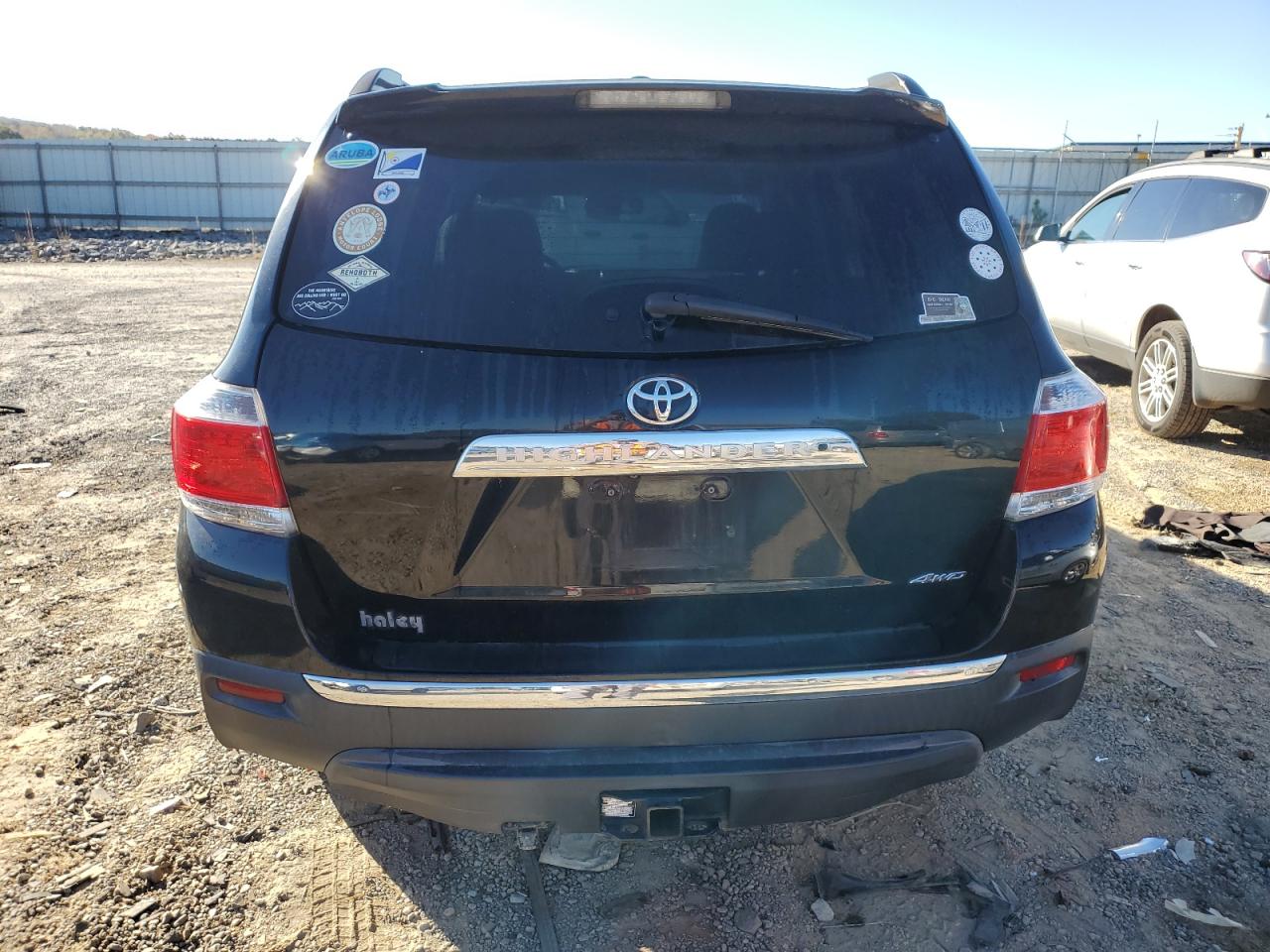 TOYOTA HIGHLANDER LIMITED