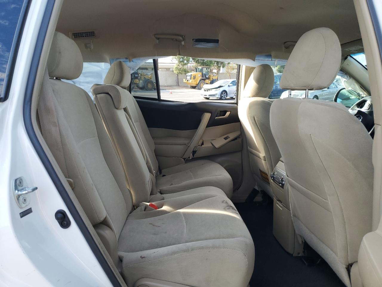 TOYOTA HIGHLANDER BASE