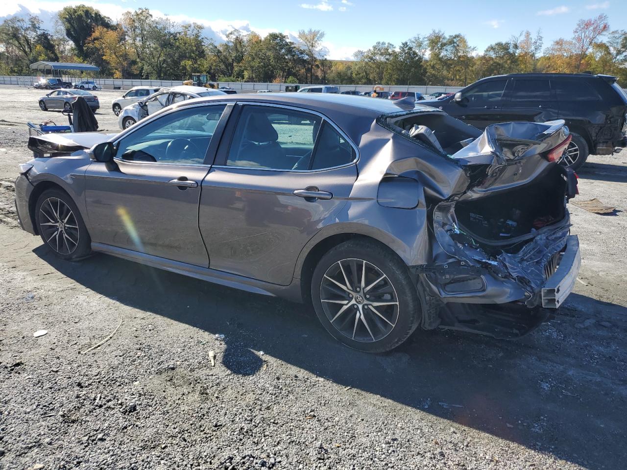 TOYOTA CAMRY SE NIGHT SHADE