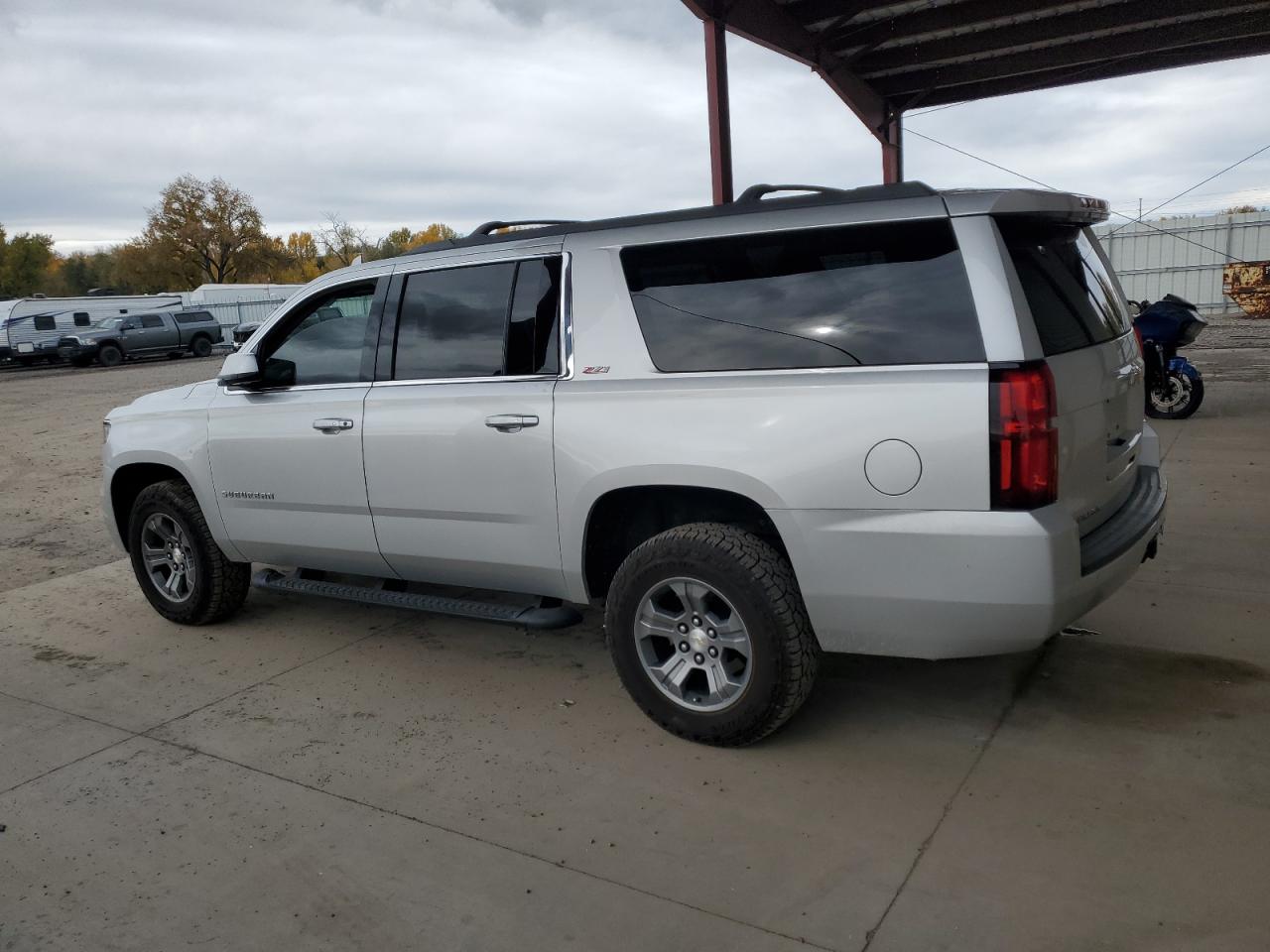 CHEVROLET SUBURBAN K1500 LT