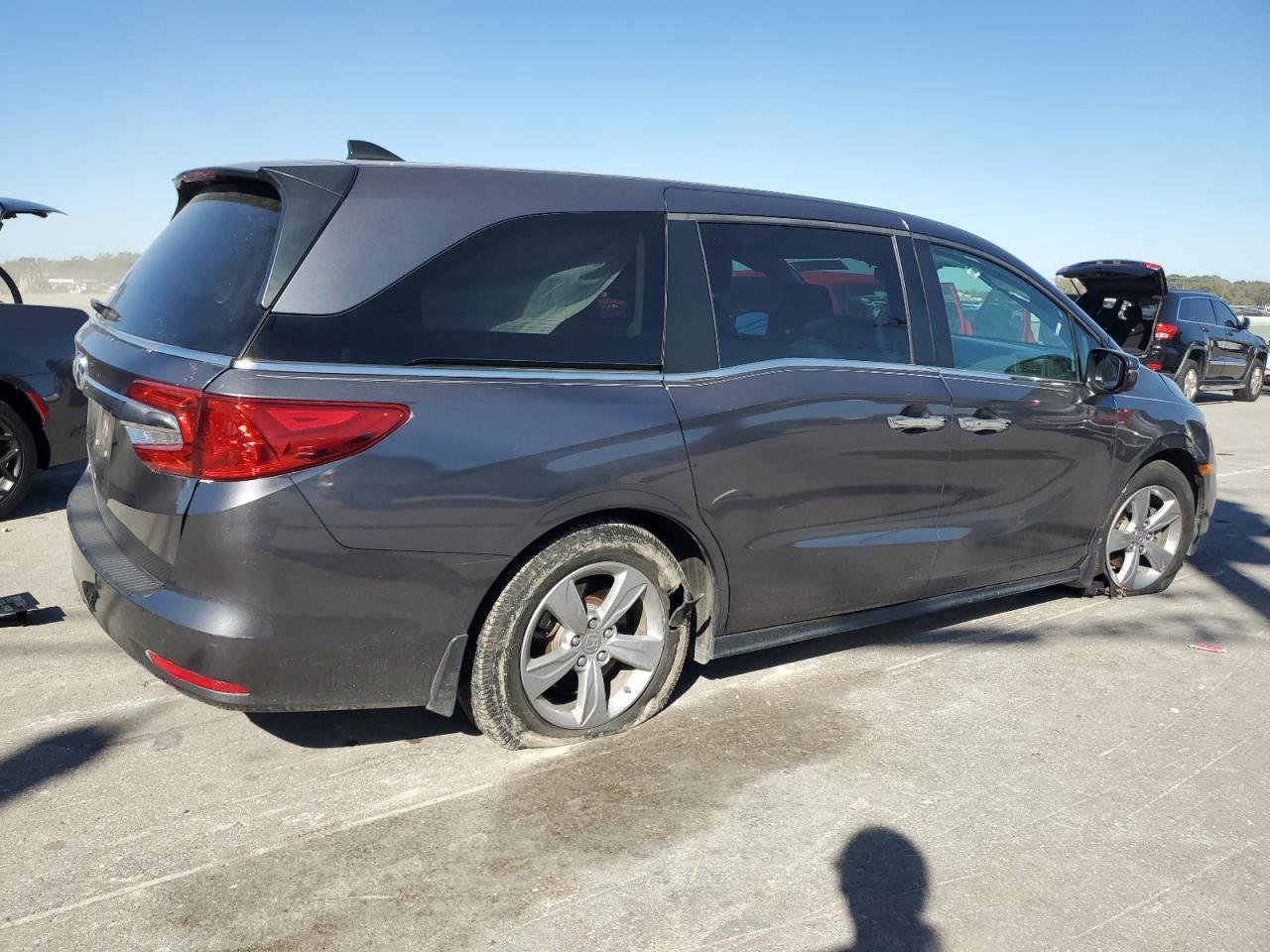Lot #3302824889 2020 HONDA ODYSSEY EX