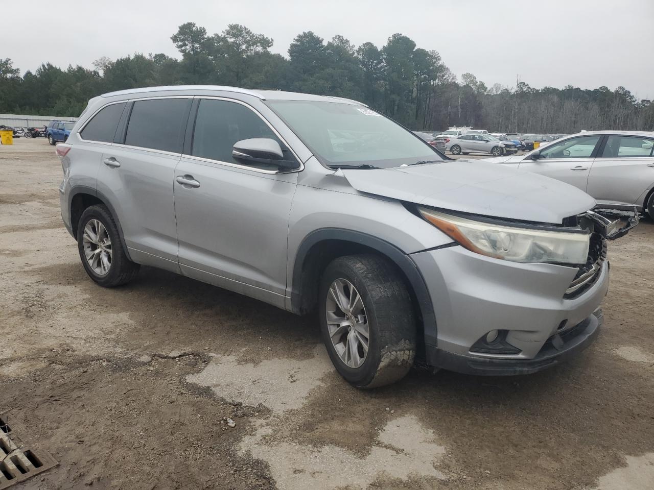 TOYOTA HIGHLANDER XLE