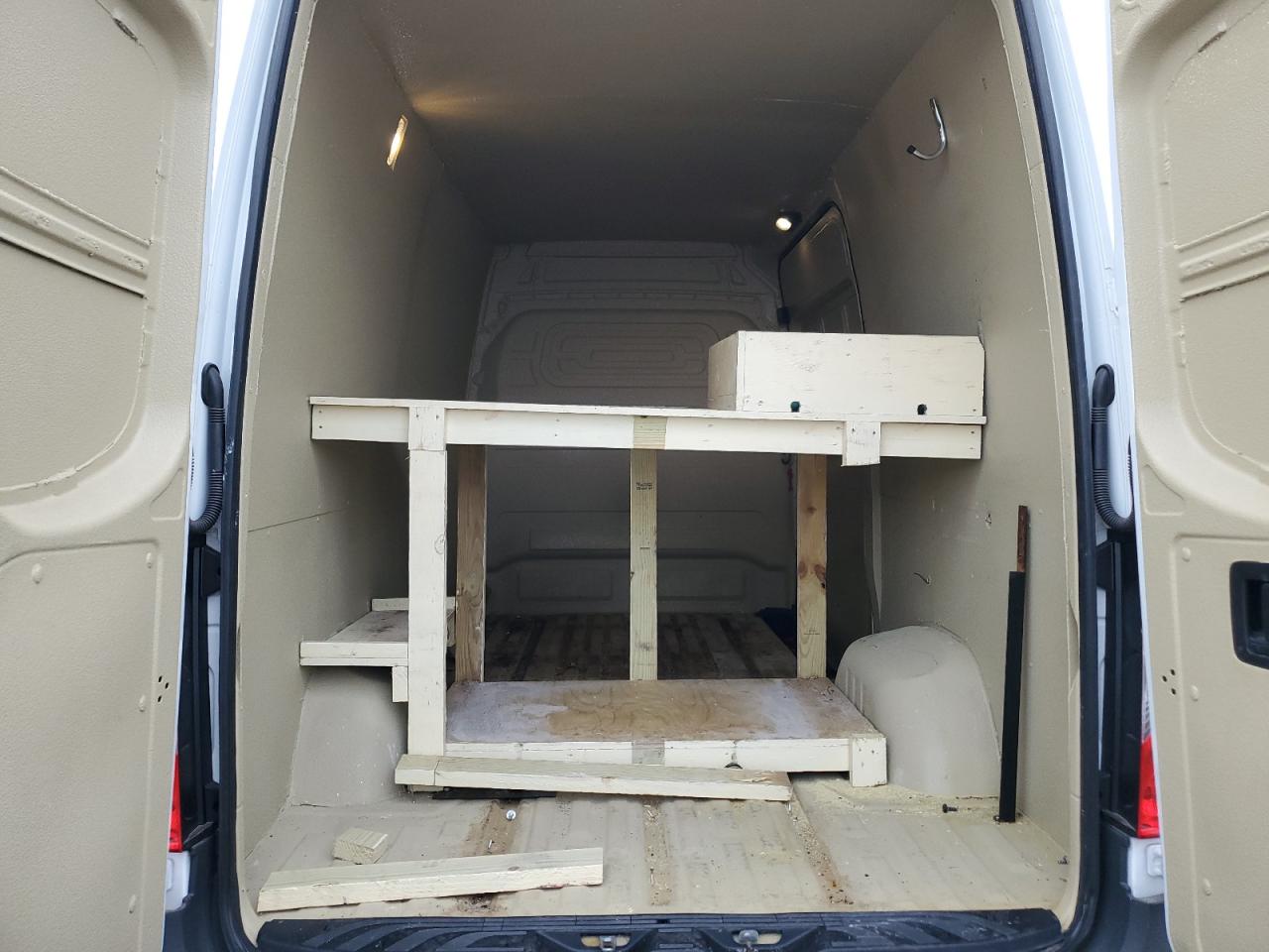 MERCEDES-BENZ SPRINTER 3500