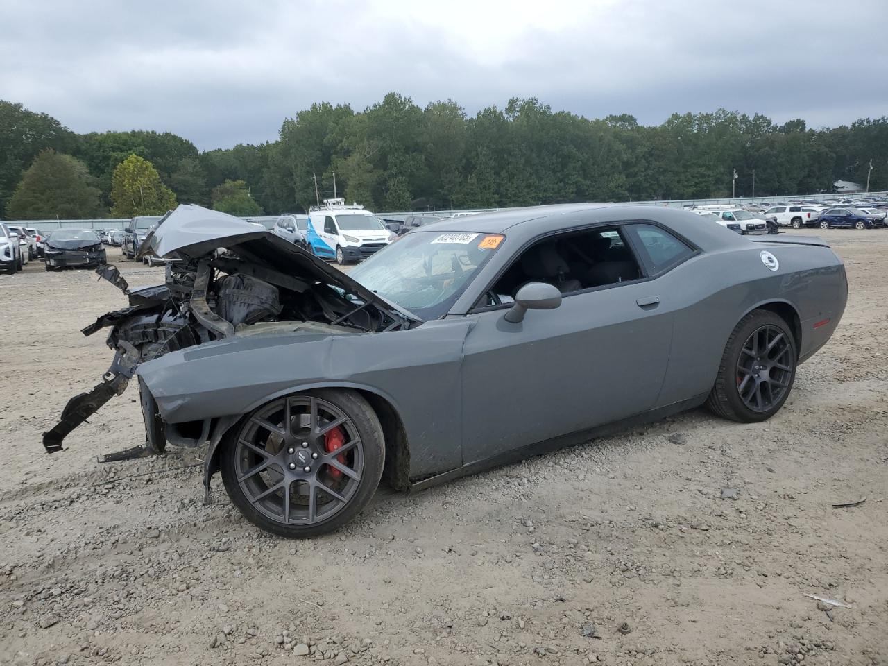 Lot #3298022177 2019 DODGE CHALLENGER