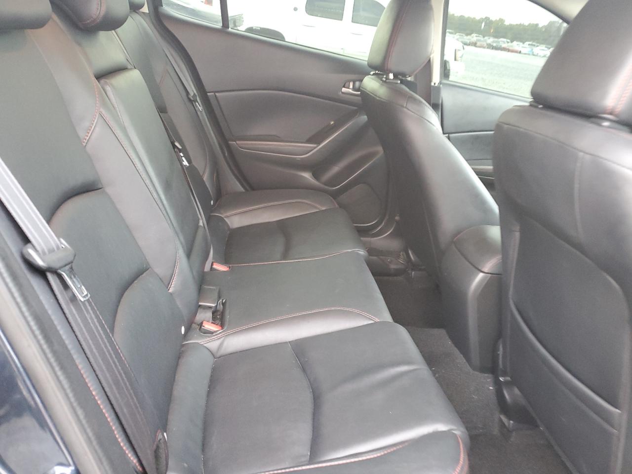 MAZDA 3 GRAND TOURING