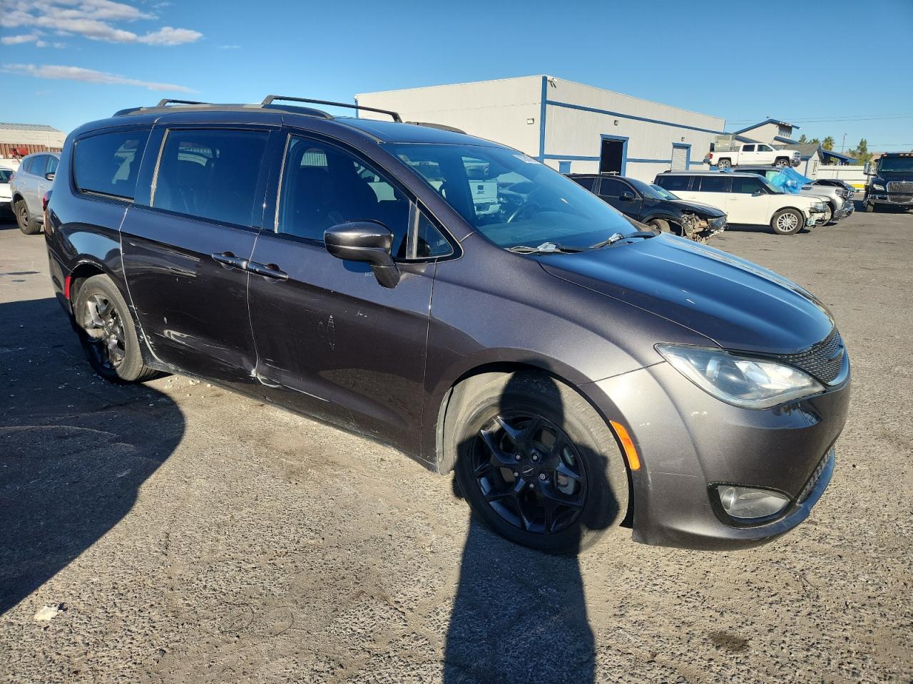 CHRYSLER PACIFICA TOURING L