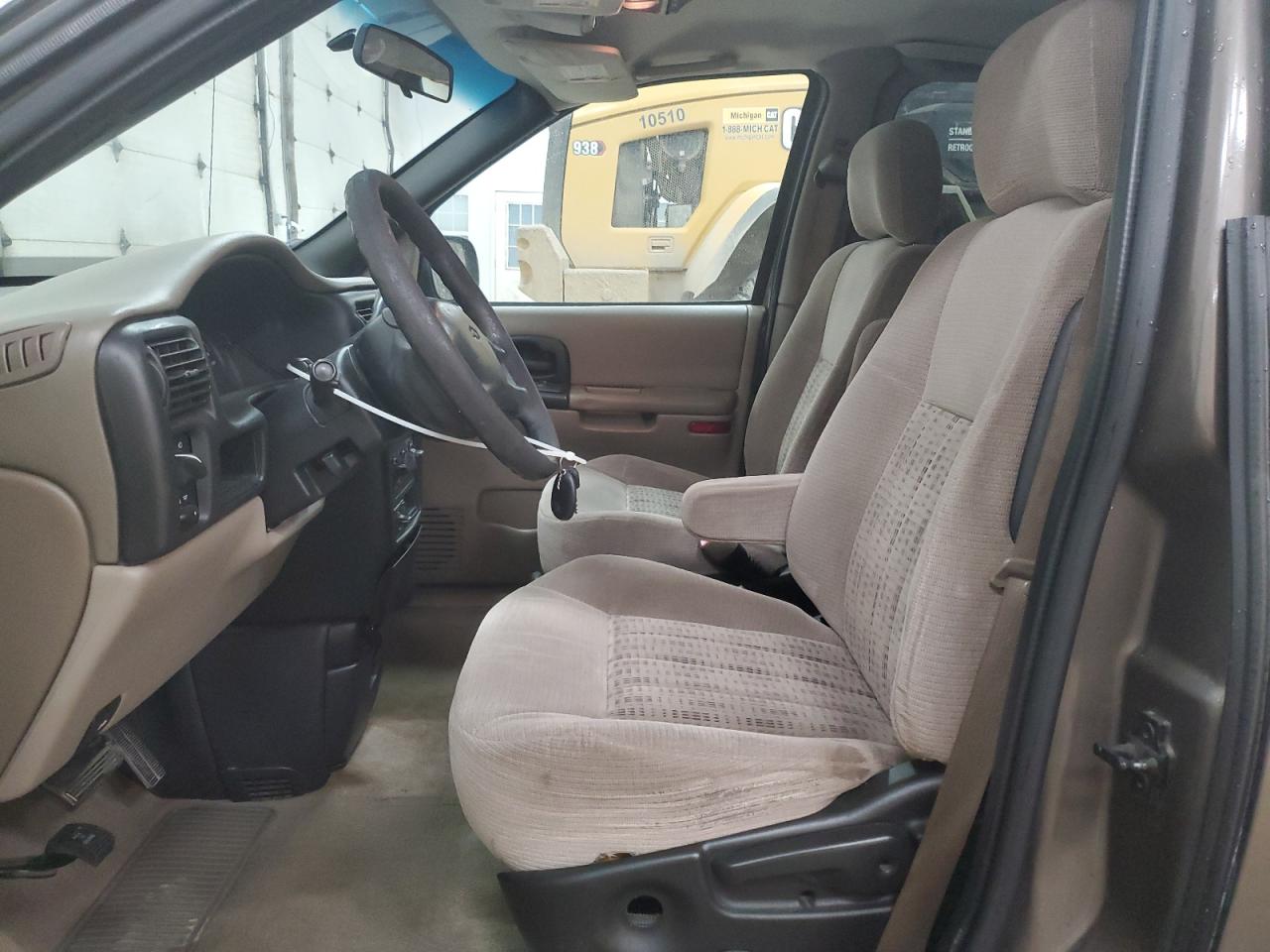 Lot #3278802625 2004 CHEVROLET VENTURE