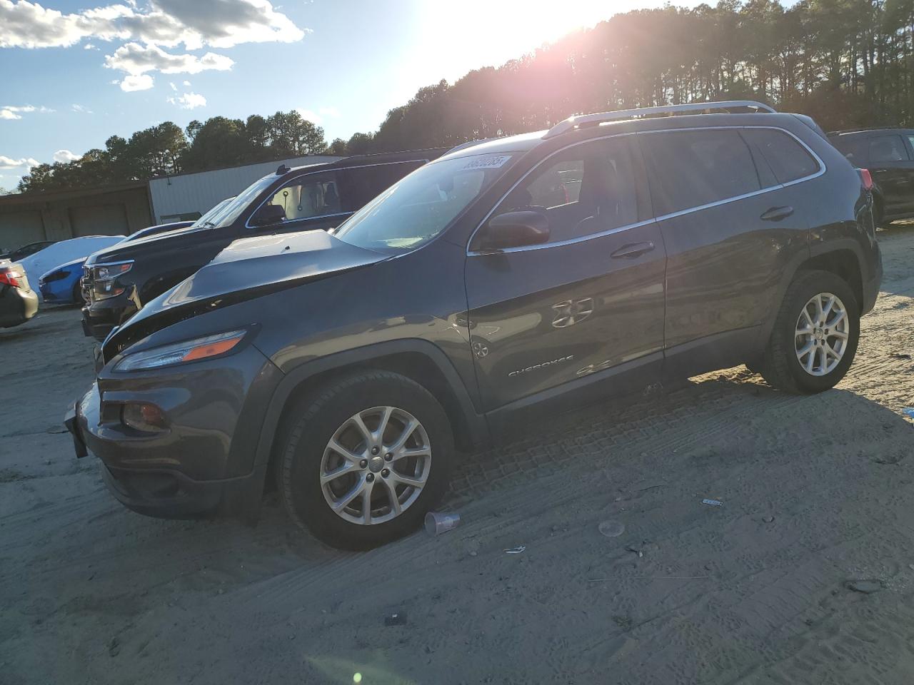 JEEP GRAND CHEROKEE LATITUDE