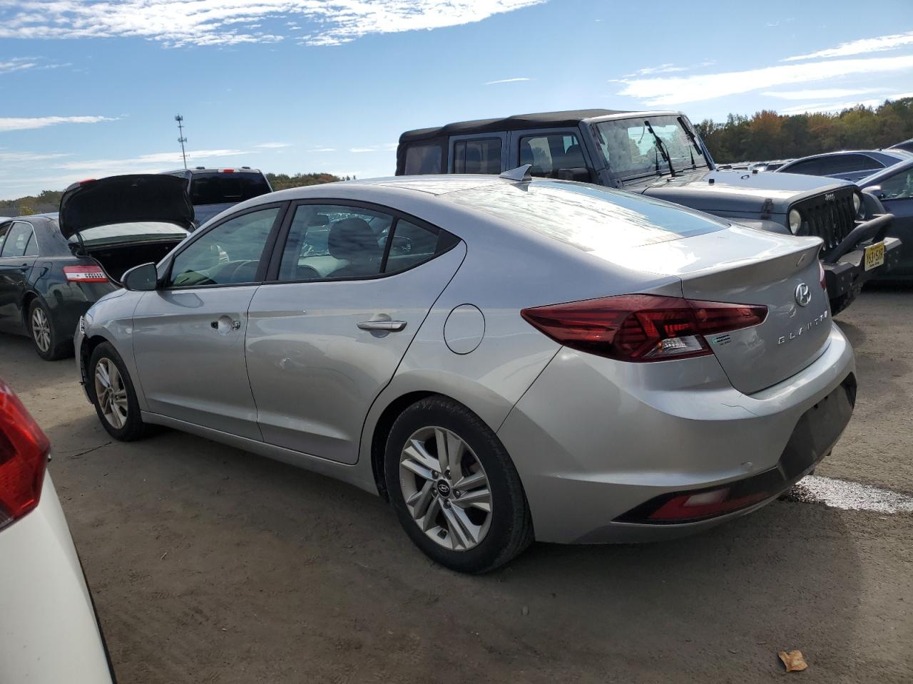 HYUNDAI ELANTRA SEL
