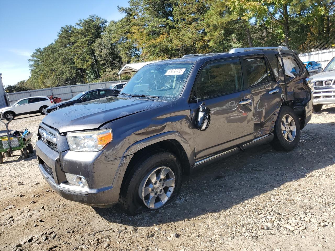 TOYOTA 4RUNNER SR5