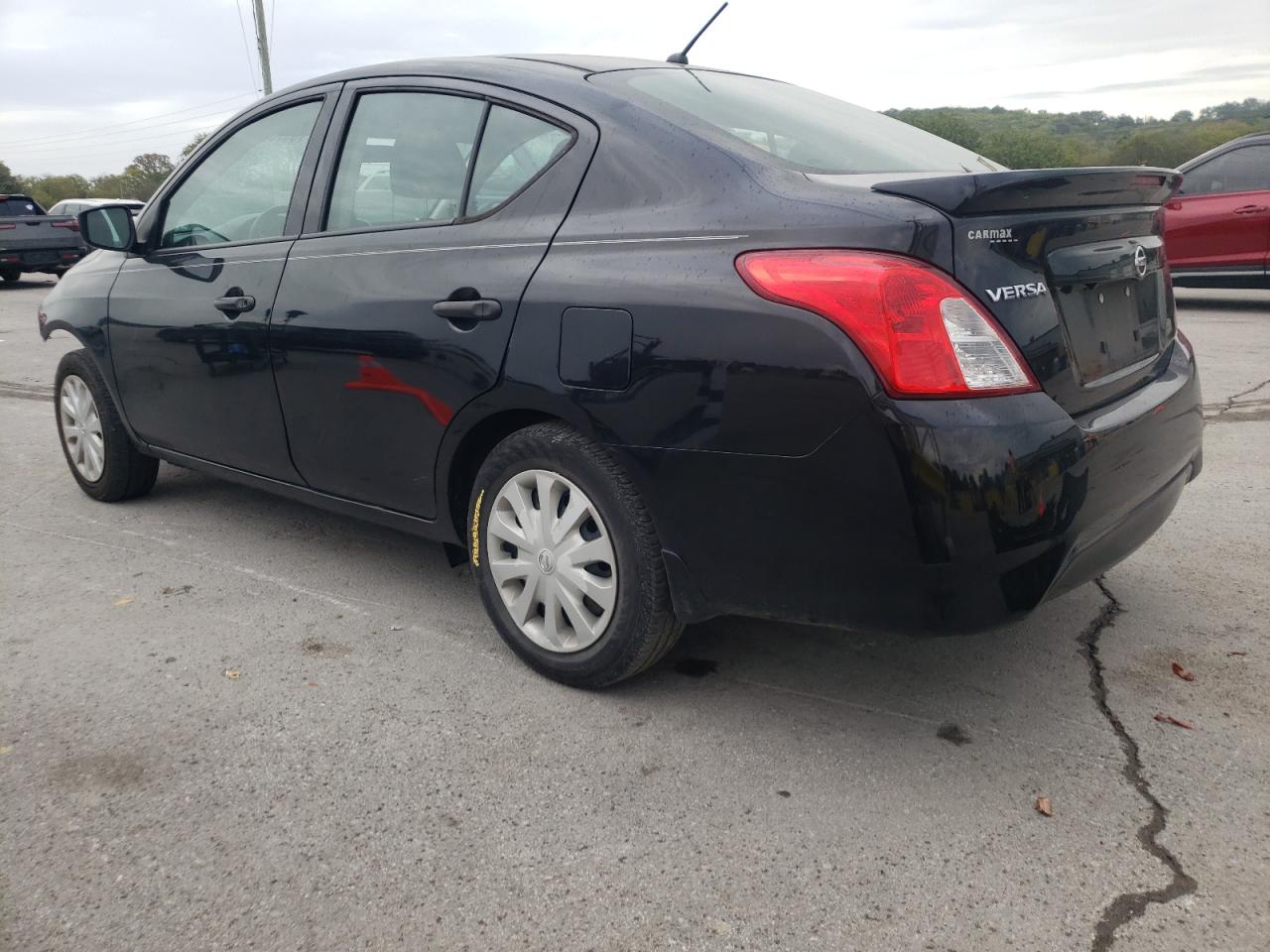 NISSAN VERSA S