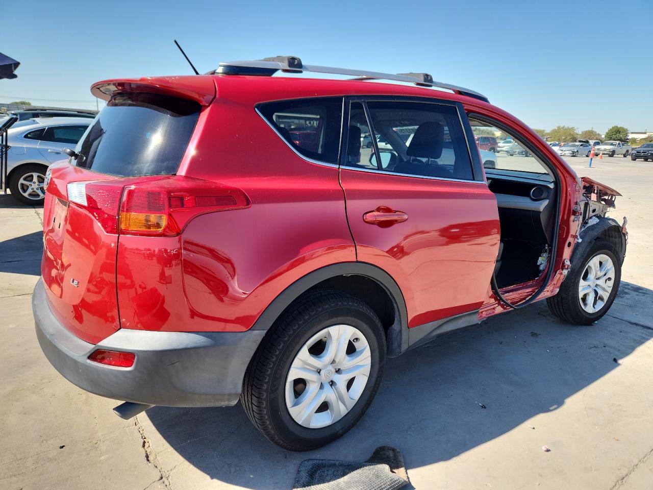 TOYOTA RAV4 LE