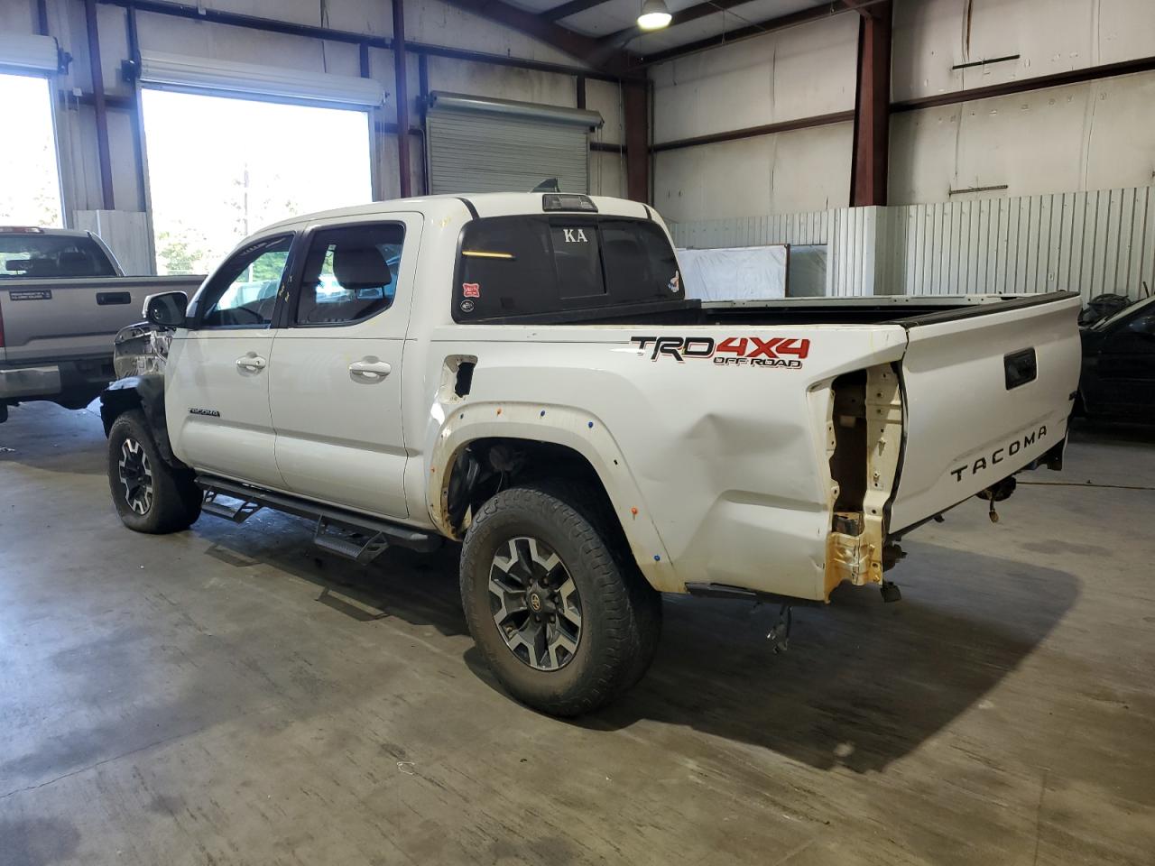 TOYOTA TACOMA DOUBLE CAB