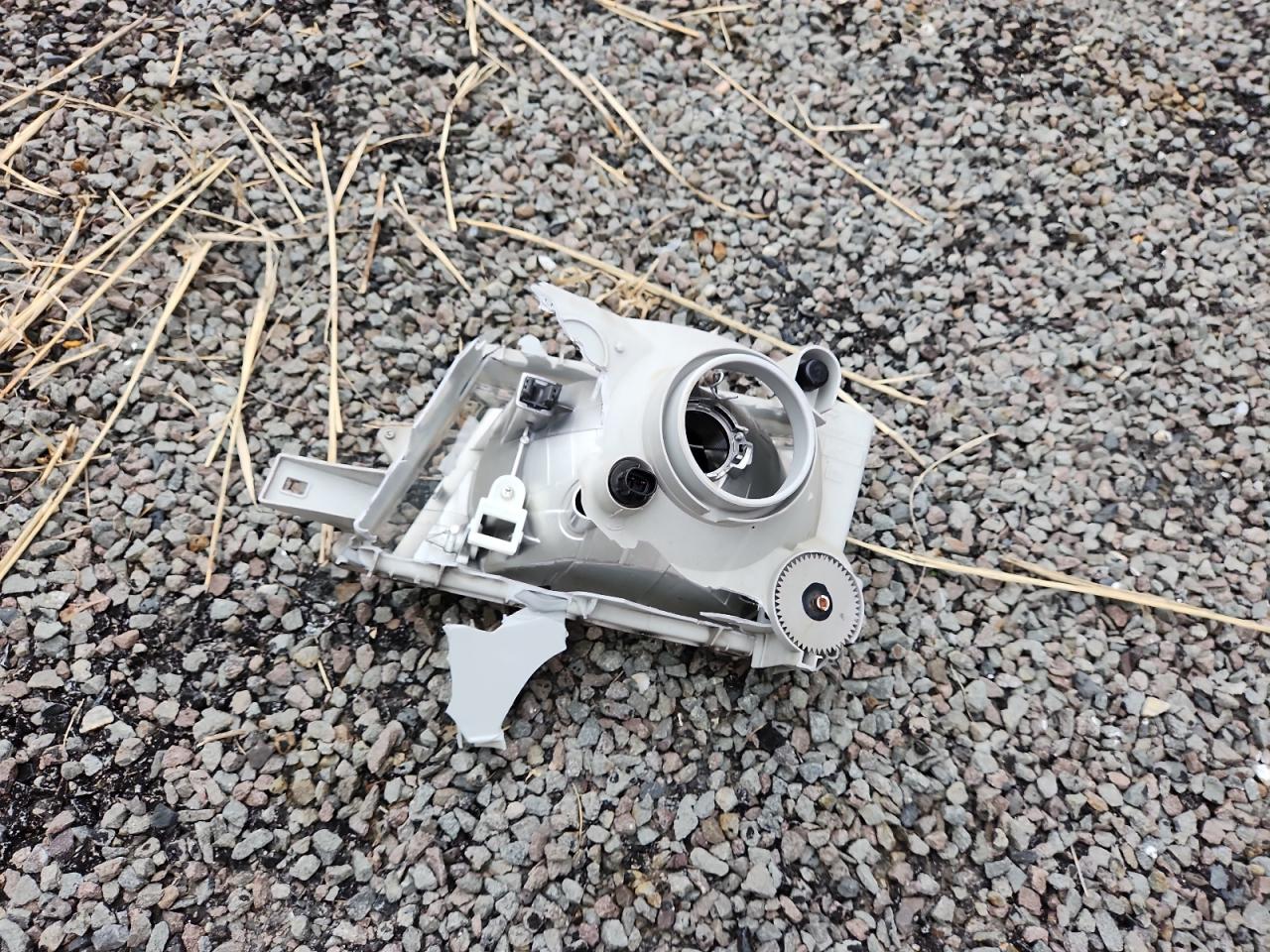 Lot #3286621921 2020 MITSUBISHI FE FEC72S