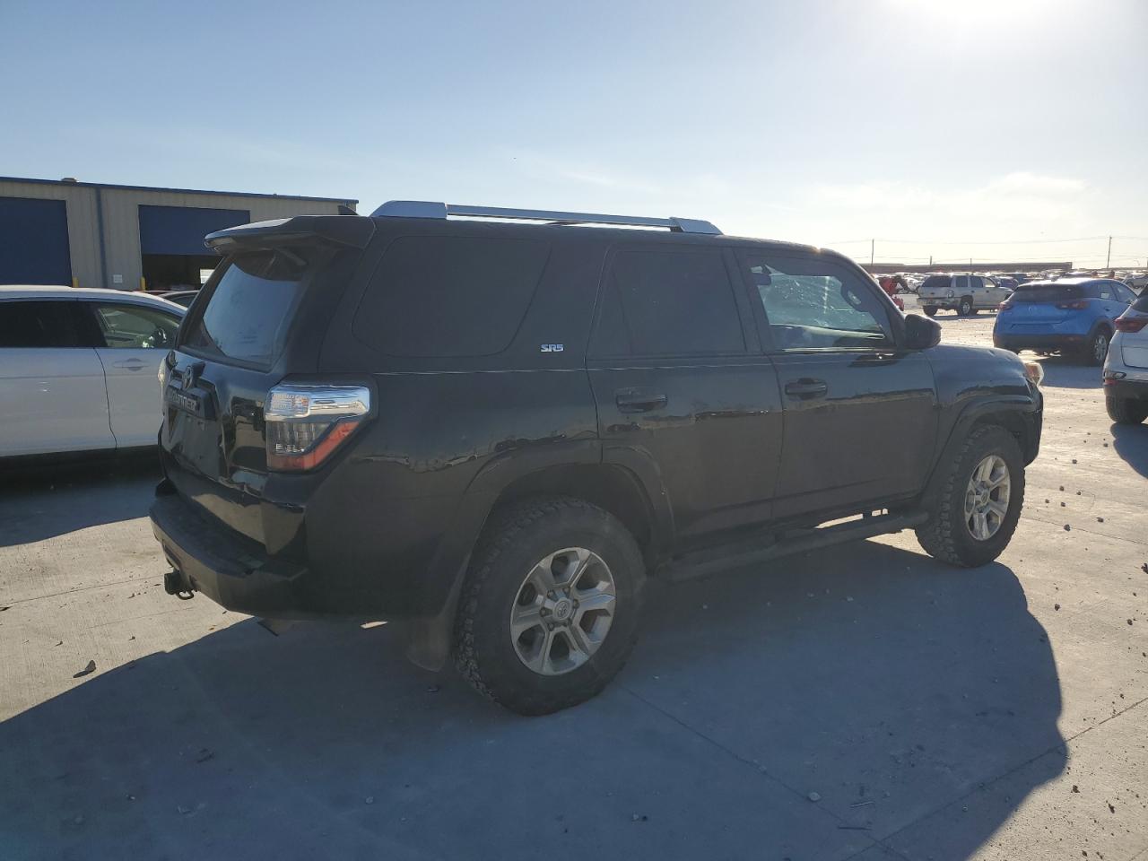 TOYOTA 4RUNNER SR5