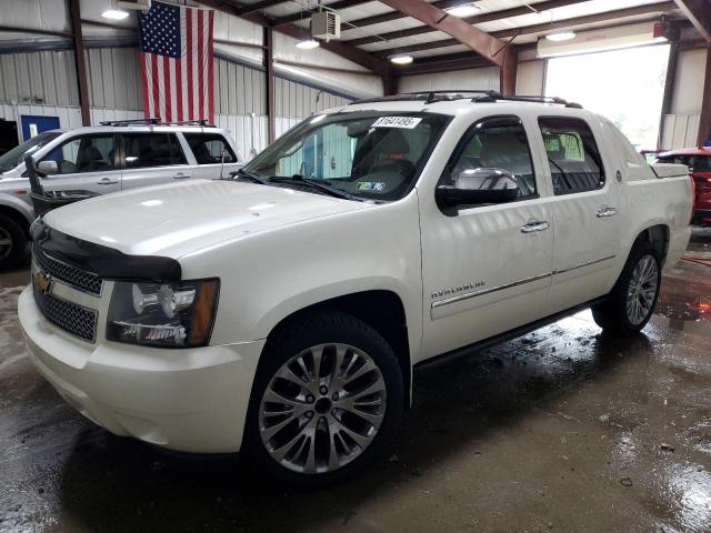 Global Auto Auctions: 2013 CHEVROLET AVALANCHE