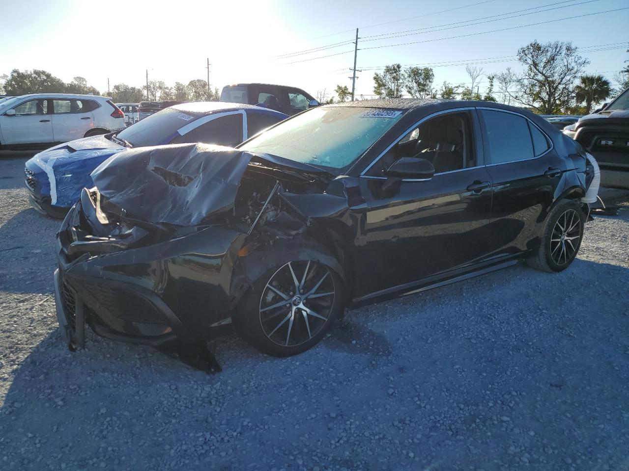 TOYOTA CAMRY SE NIGHT SHADE