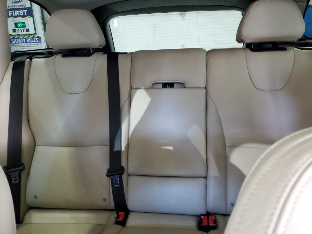 VOLVO XC60 T5 DYNAMIC