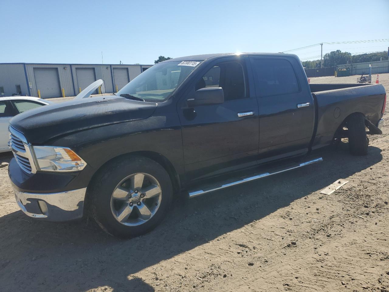 RAM 1500 SLT