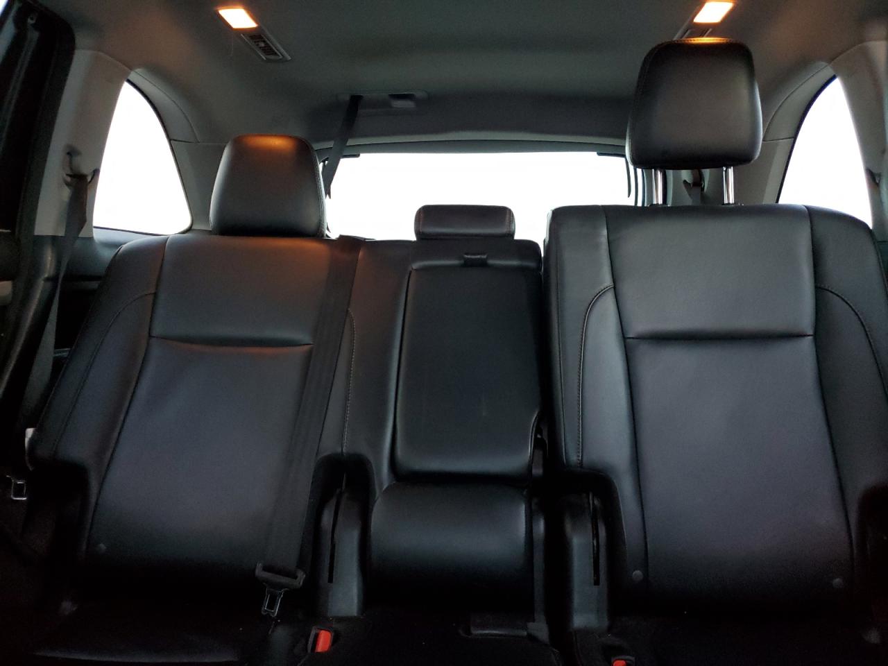 TOYOTA HIGHLANDER XLE