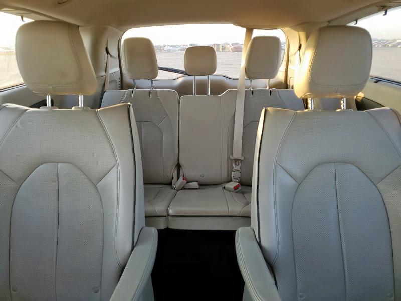 2018 CHRYSLER PACIFICA H 2C4RC1N76JR105143