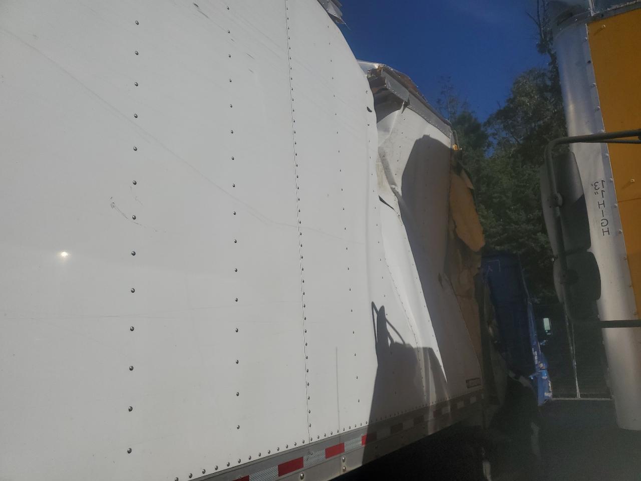 Lot #3290200203 2022 FREIGHTLINER M2 106 MED