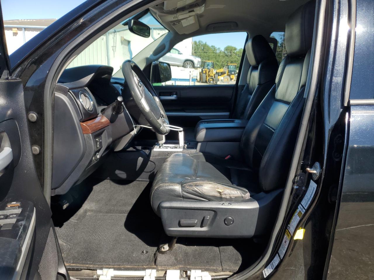 TOYOTA TUNDRA DOUBLE CAB LIMITED