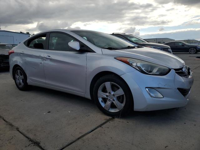 2013 HYUNDAI ELANTRA GL - KMHDH4AE9DU801452
