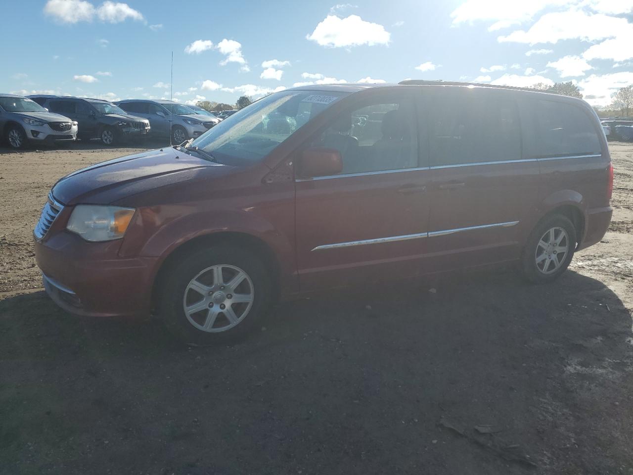 CHRYSLER TOWN & COUNTRY TOURING