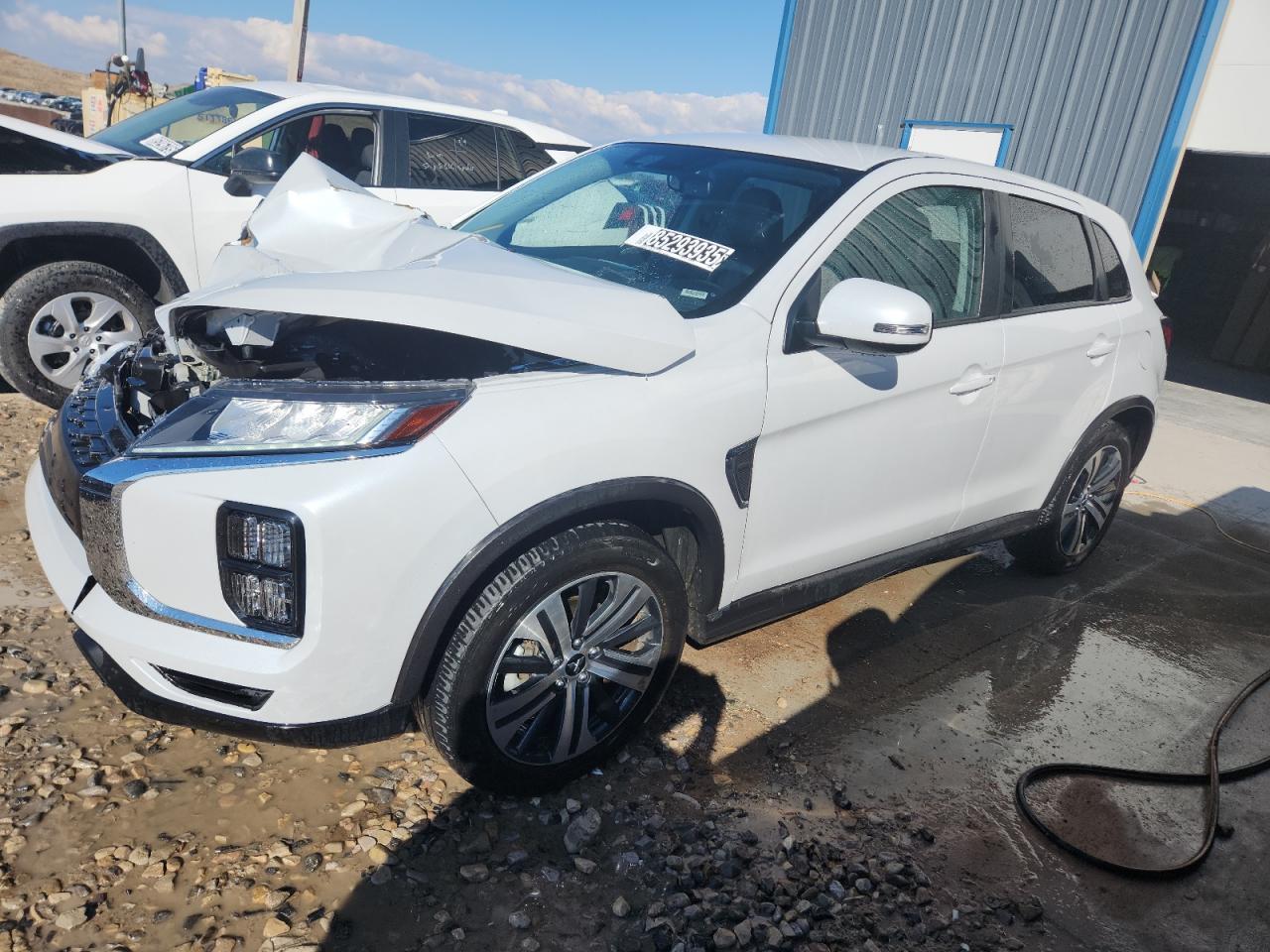 MITSUBISHI OUTLANDER S/SE