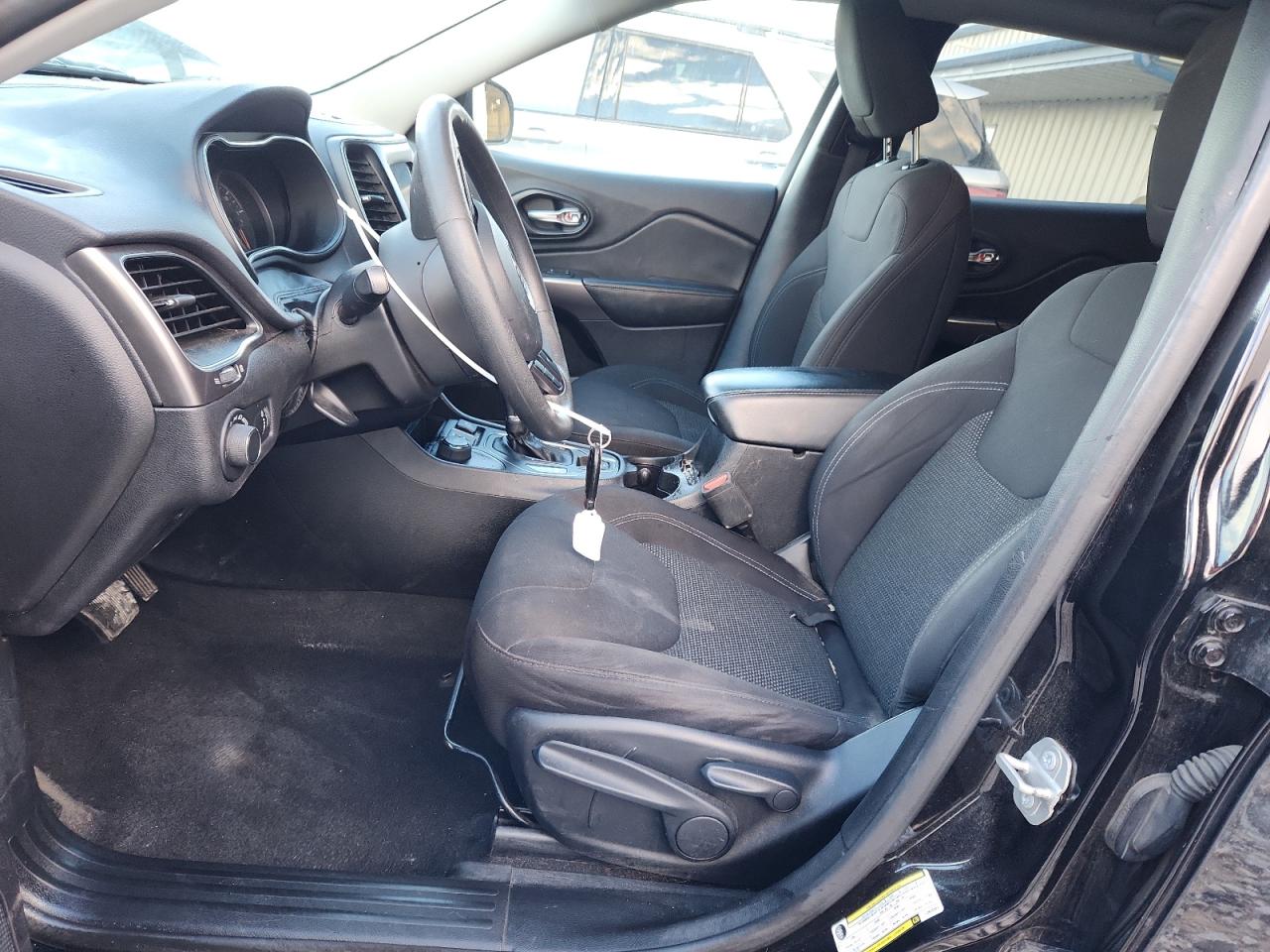 JEEP GRAND CHEROKEE LATITUDE