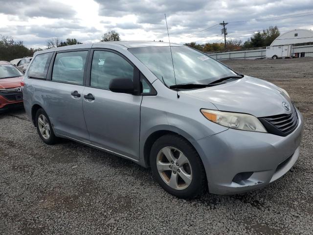 2013 TOYOTA SIENNA #3312321769