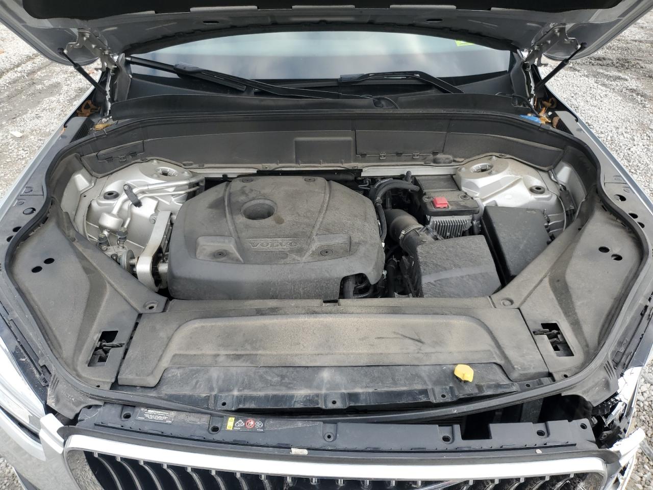 VOLVO XC90 T5 MOMENTUM