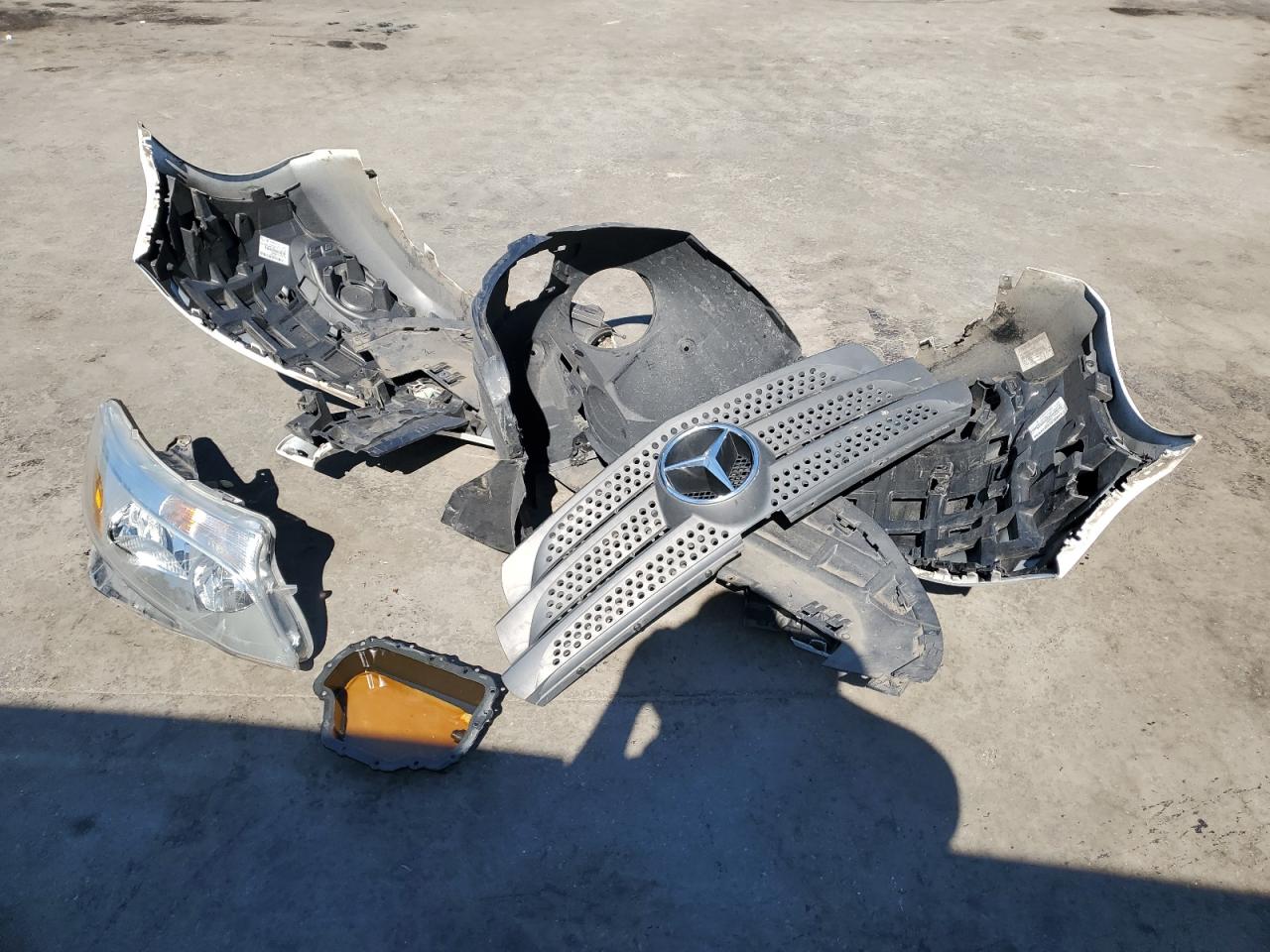 MERCEDES-BENZ METRIS