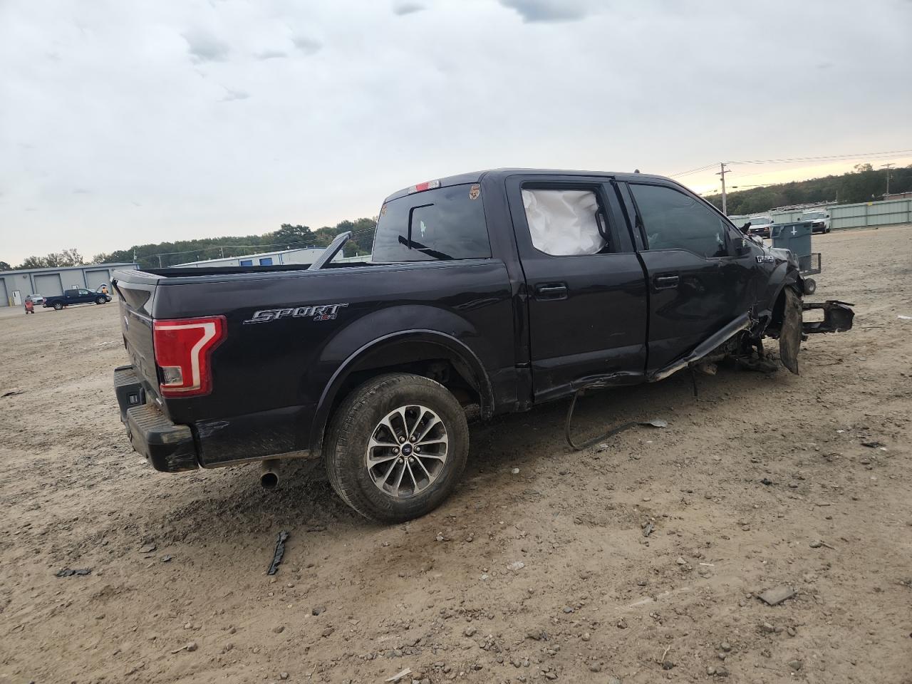 FORD F-150 SUPERCREW