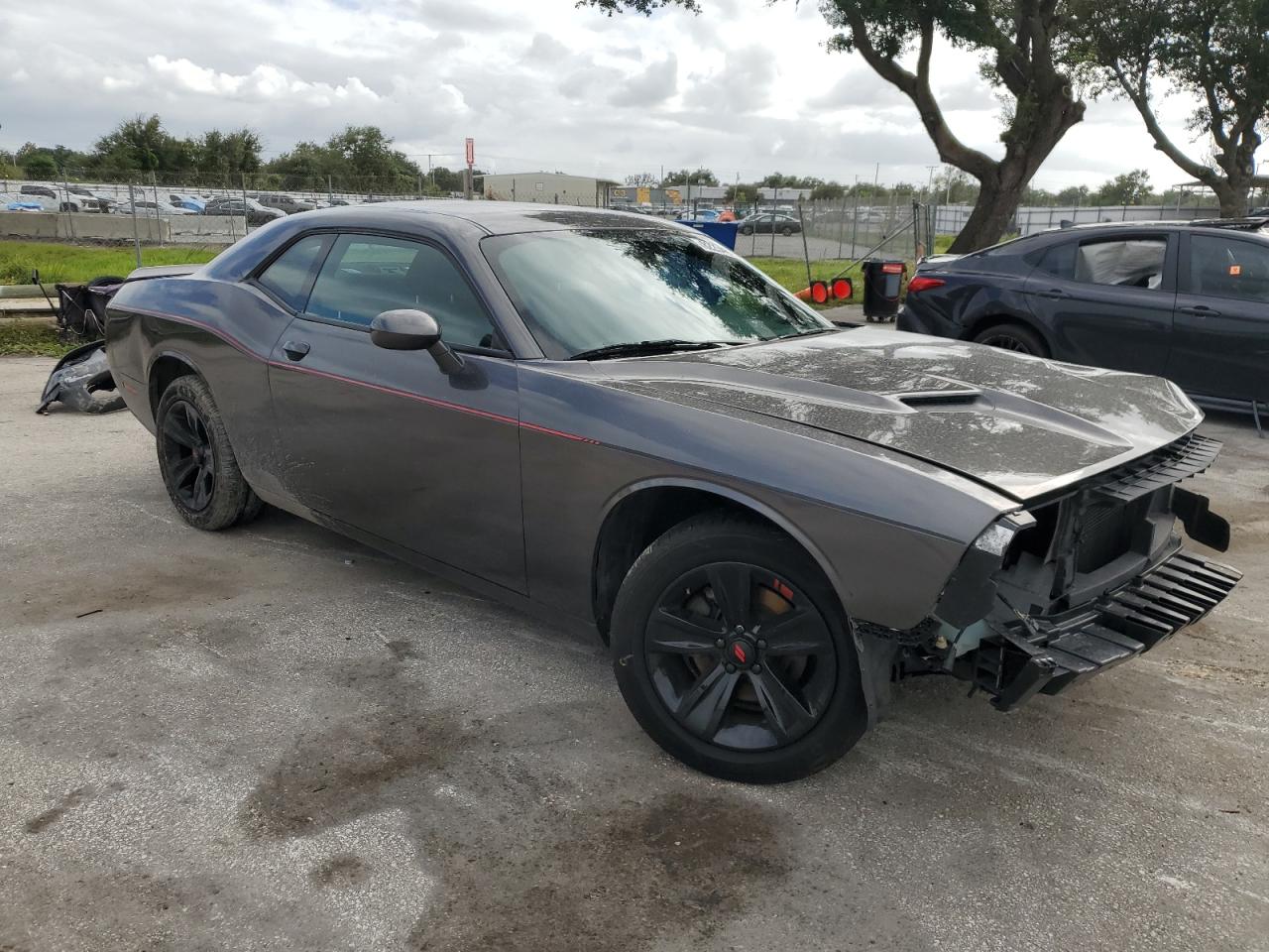 DODGE CHALLENGER SXT