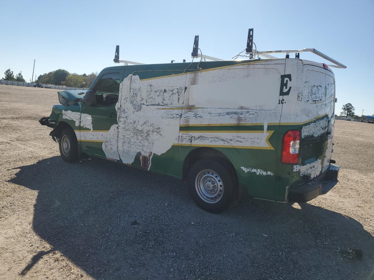 NISSAN NV1500 1500 S