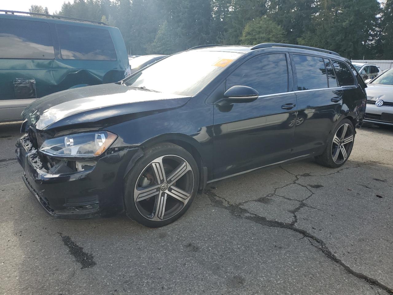 VOLKSWAGEN GOLF SPORTSVAN TDI S